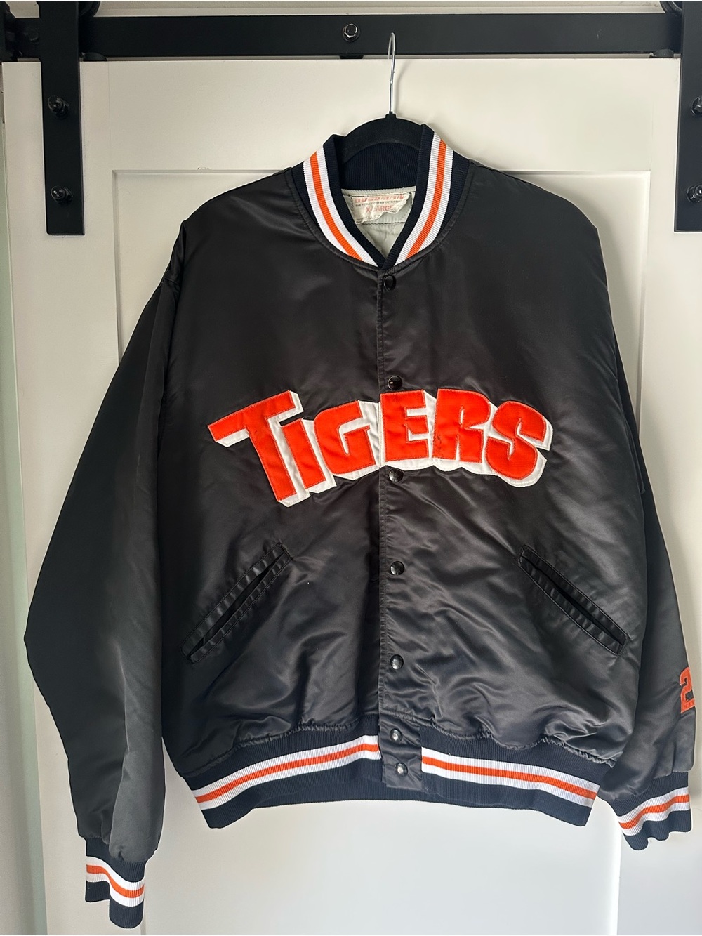 Vintage 1970s Goodman Satin Bomber jacket Detroit Tigers Number 25 Size XL